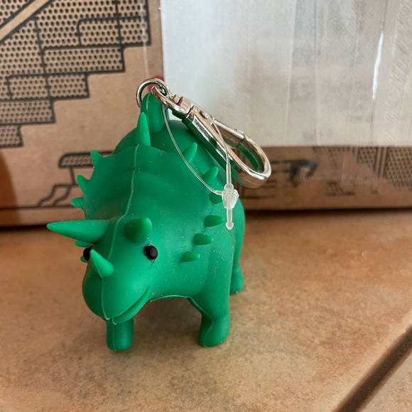 Bath & Body Works Accessories Baths And Body Works Dinosaur Hand